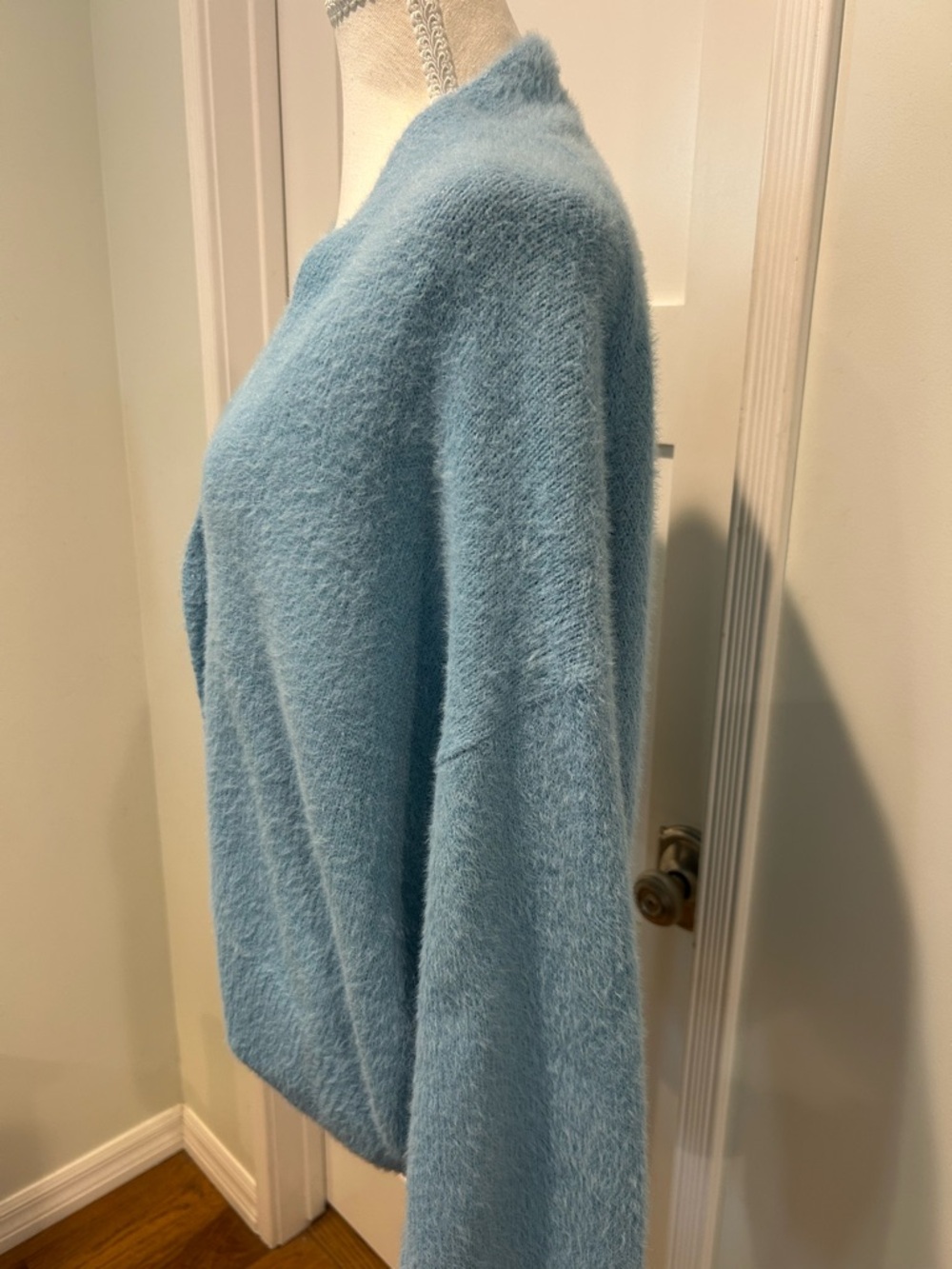 Urban Outfitters Thea Fuzzy Cardigan - Picture 6 of 15